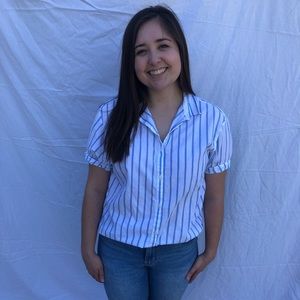 GAP White/Blue Stripe Short Sleeve Button Down
